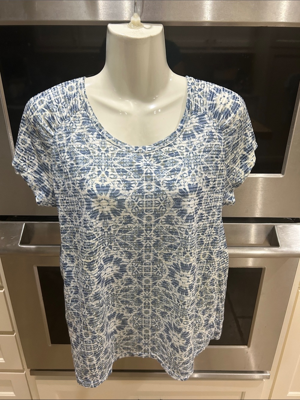 Aventura Blue and White Short-Sleeve Patterned Top - Picture 6 of 15